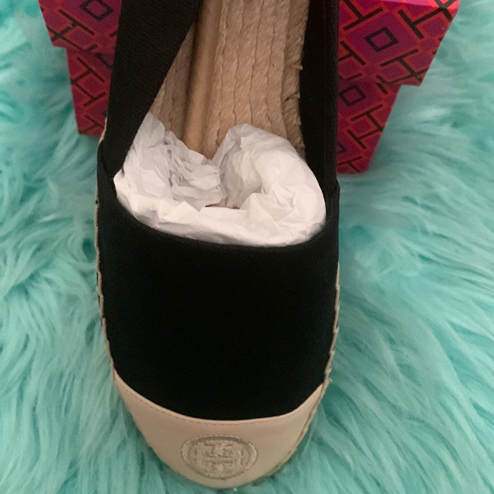 Tory Burch flats